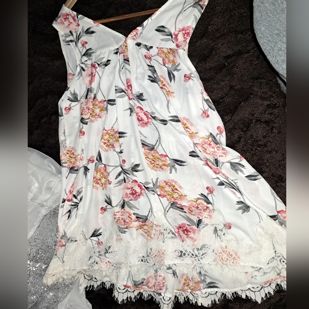 Floral and Lace Ugmee Sleeveless Summer Dress. See Through Lace Bodice. Sz Large